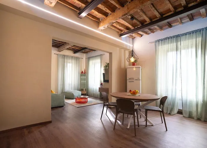 Casa Cabernet Lucca